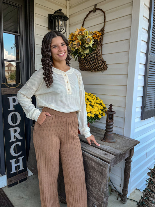 Keep It Casual Top (Stone)