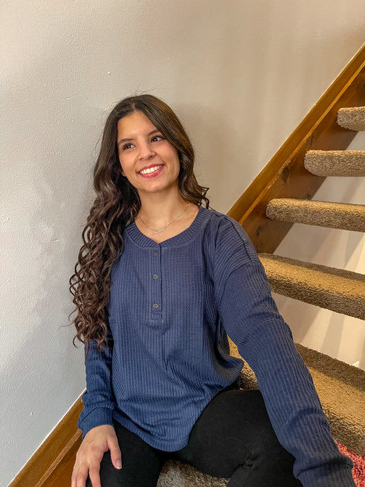 Keep It Casual Top (Navy)