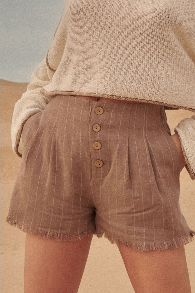 Shoreline Shorts (Sand)