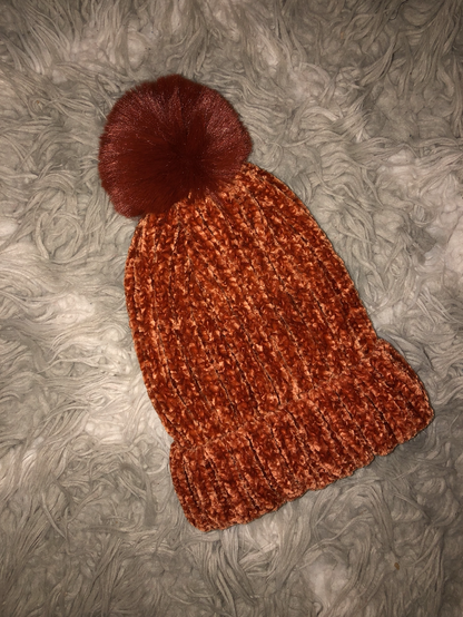 Chenille Pom Pom Beanie (2 Colors)