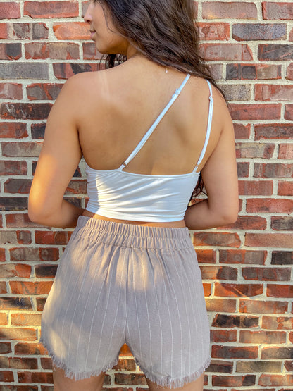 Shoreline Shorts (Sand)